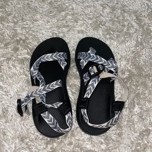 Womens Chacos Size 7 Grey/White